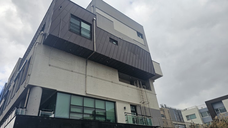  제주 징크 누수 보수 사례 – 합판 교체부터 마감까지 전과정