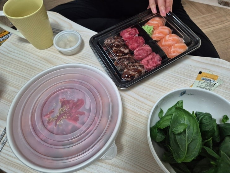  오산역 근처 육회 ] 육회 바른연어 오산점