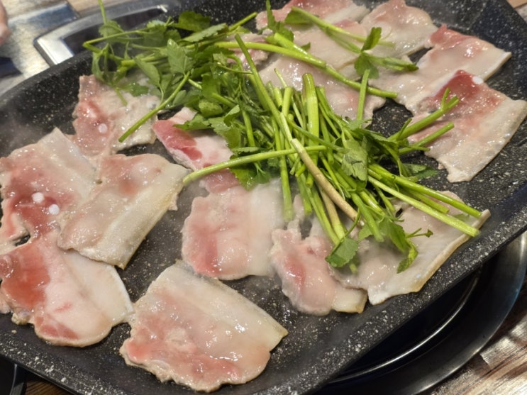  무한으로 즐기는 셀프바와 고기 창원 봉곡동 맛집 국가대표