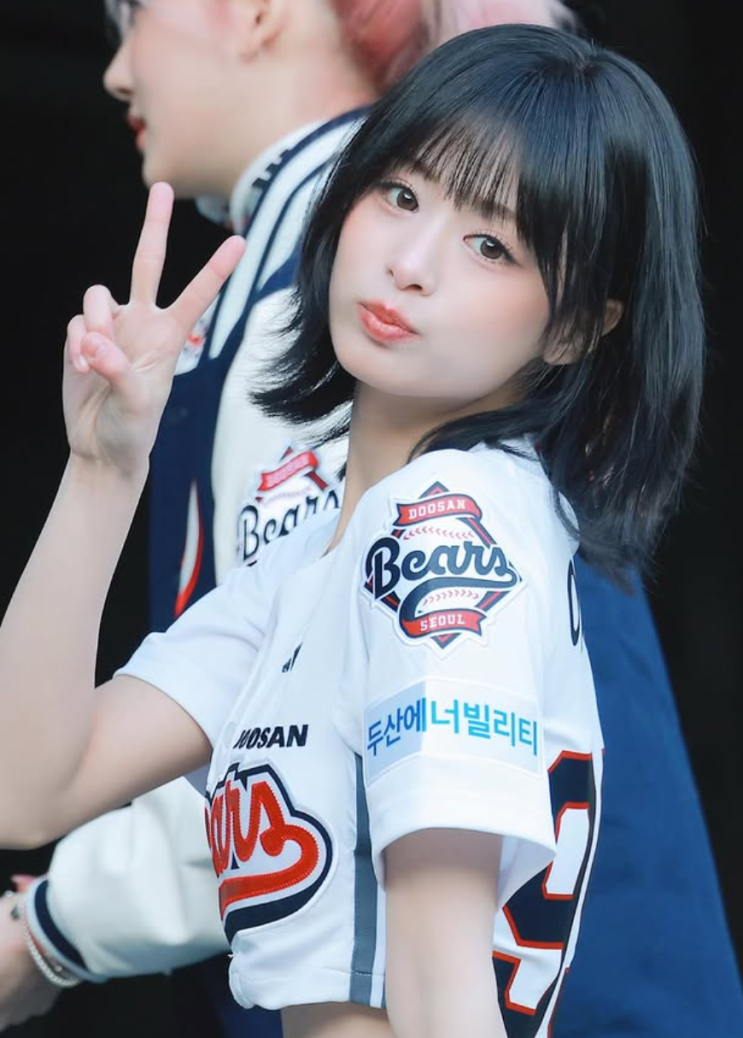 <b>두산</b> 일요일 17연패 대기록, 시구 베이비몬스터 아현