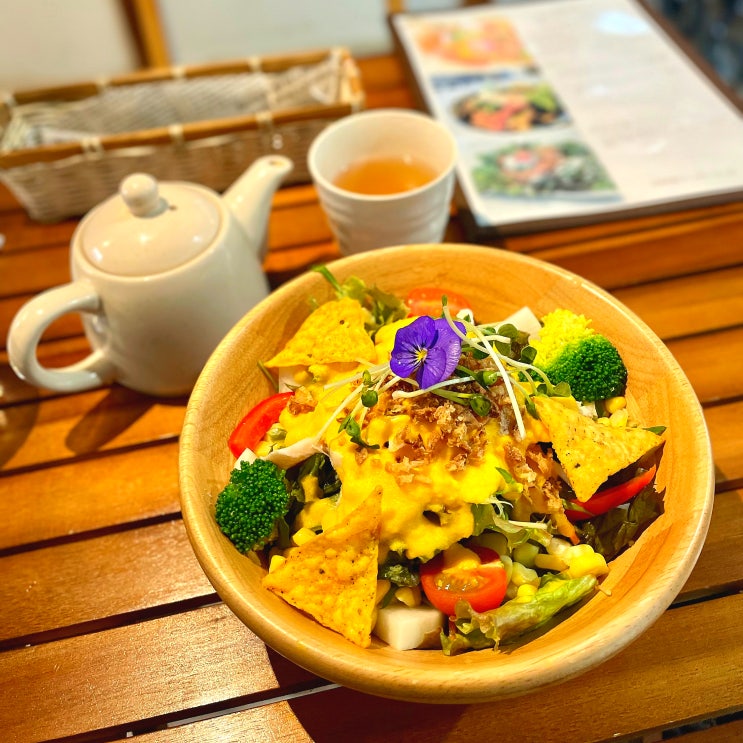  #250330 도쿄 여행 - 츠루카와역, カフェ 花と海