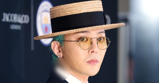 팬들 야유까지…8년만 콘서트 1시간 늦게 시작한 지드래곤, 결국 고개 숙였다