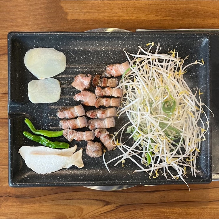  짚불 초벌구이 부천 신중동 삼겹살 맛집 호랭이집