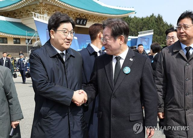  최악 산불에 추경 속도 내나…예비비 공방·'쌍탄핵'이 변수