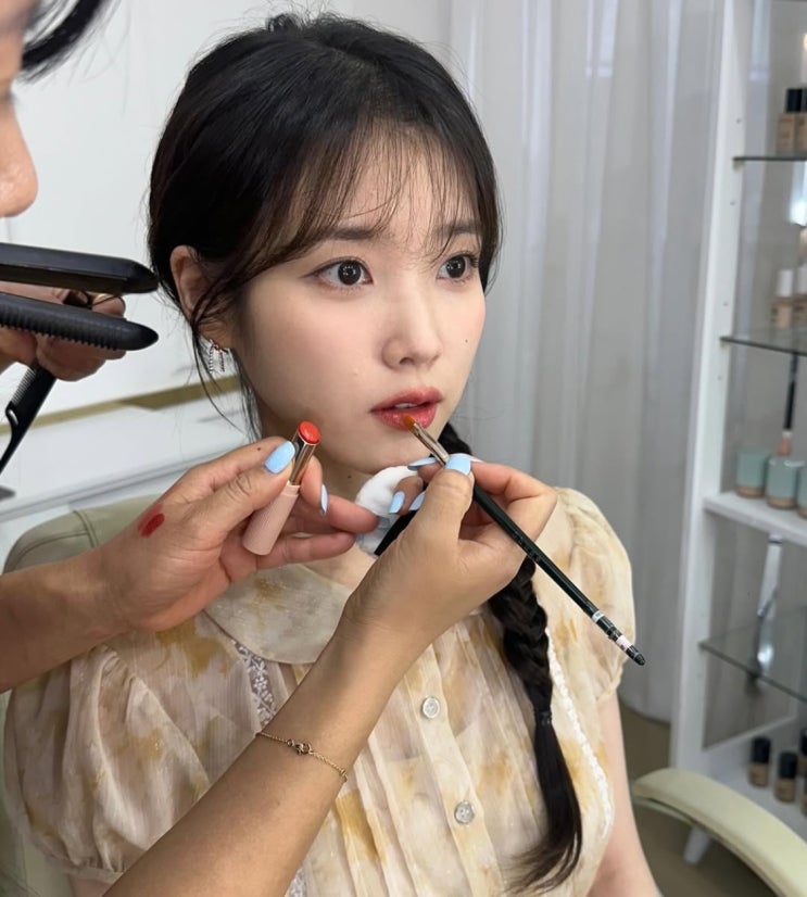  장지동 미용실이 알려주는 사랑스러운 시스루뱅과 사이드뱅 연출 방법