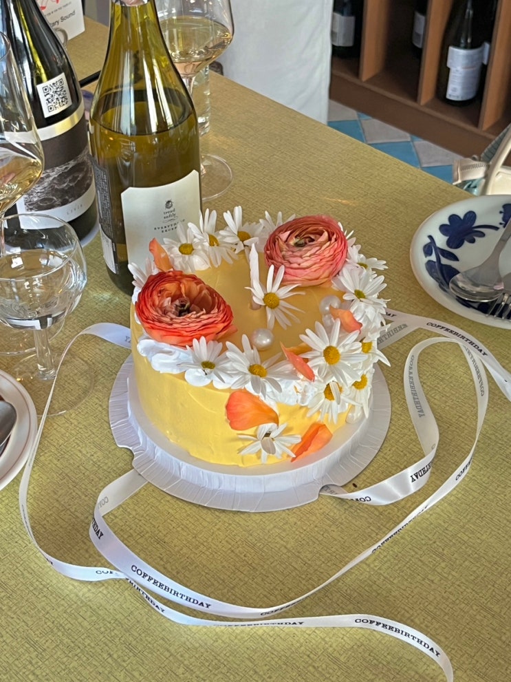  망원동 생일파티 하기 좋은 느좋 와인바 코멘터리사운드