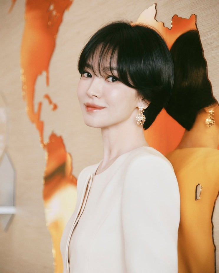  여성들의 단발병을 불러온 연예인 of 연예인 송혜교의 아름다운 단발펌 헤어 스타일 알아보기