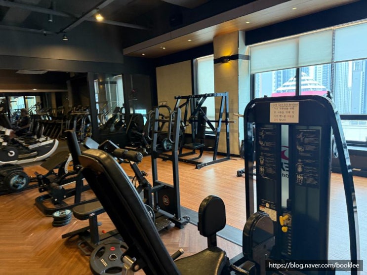 <b>청라</b> 최대 규모 <b>24시 헬스장</b> 맞춤형 PT와 쾌적한 시설까지... 