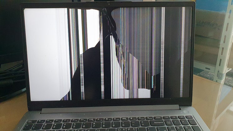 레노버 IDEAPAD 1 15ALC7 액정교체