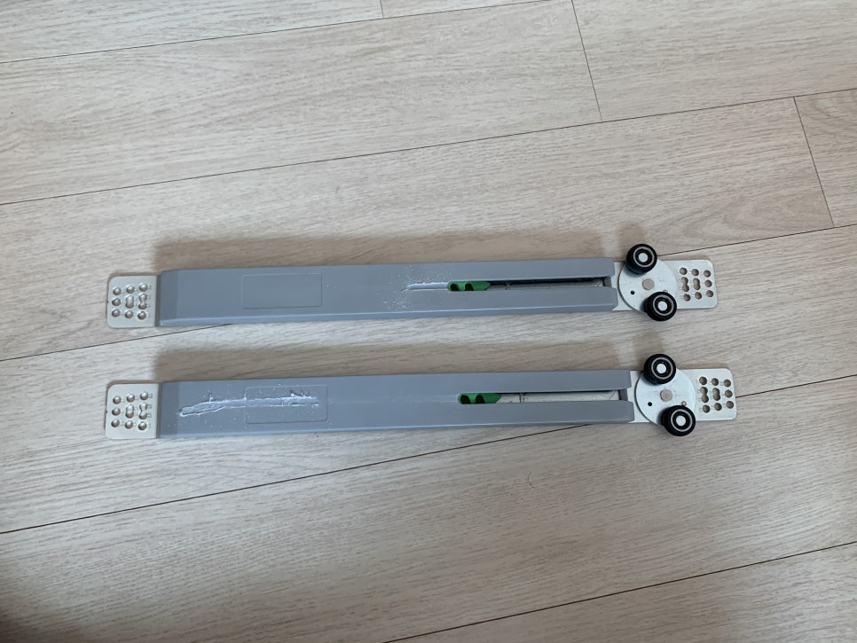 슬라이딩 중문 댐퍼 레일 교체 전후 비교