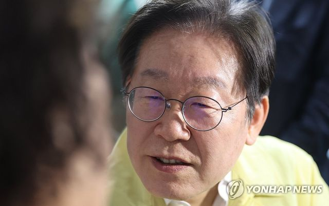  이재명 49.5%·김문수 16.3%…"李, 2심 무죄로 지지율 상승"[리얼미터](종합)