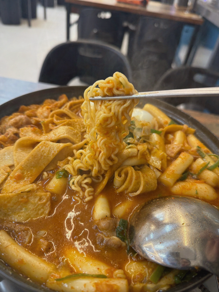  가족과 함께 하는 즐거운 외식, 인천떡볶이맛집 진심즉석떡볶이 캔디점에서