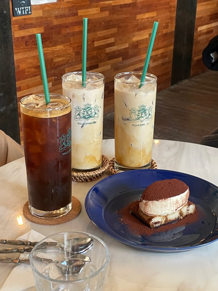  [용산/서울역] 유럽 빈티지 감성 카페 디저트 맛집 "빌라앰버시" 내돈내산
