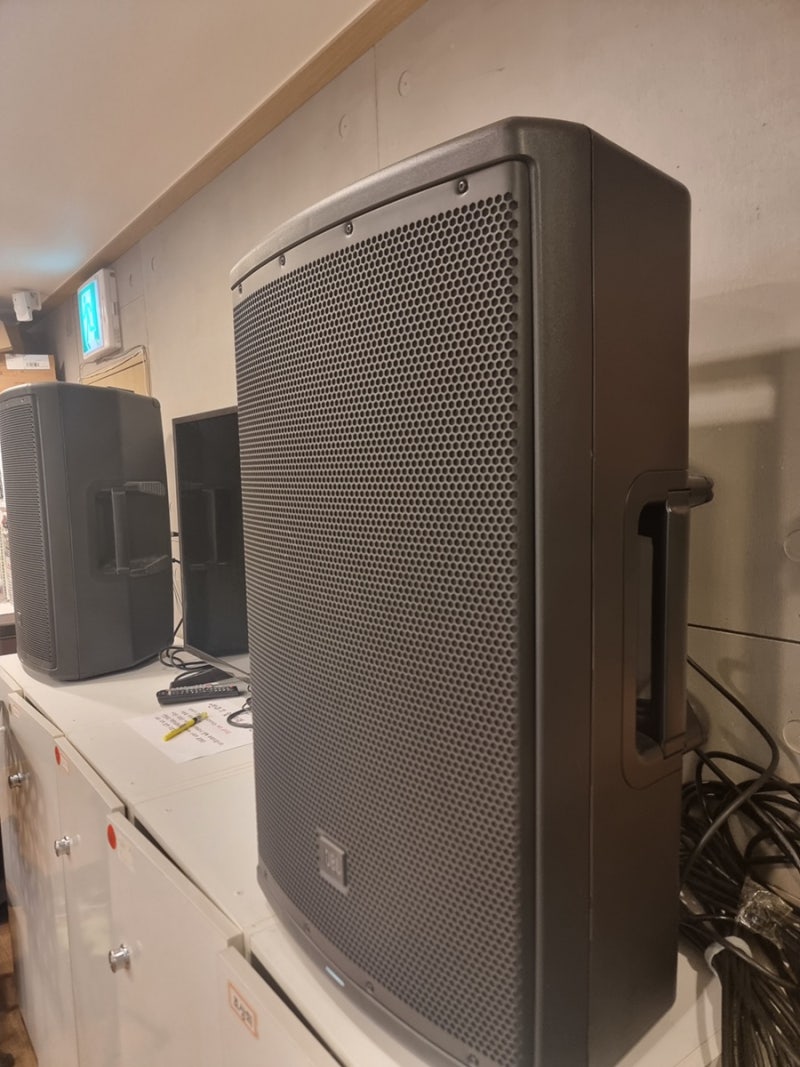 JBL Eon 서비스센터 수리 후기 EON615 / EON715 / EON612 / EON208 스피커 A/S 수리 (전원이 안들어오는 문....
