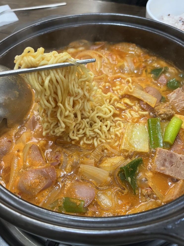  수원KT위즈파크 부대찌개맛집:석기정 장안구청 한식맛집 추천