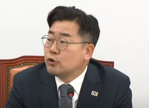 박찬대 프로필 정보 산불 발언 논란 고향 대학 학력 더불어민주당 원내대표 국회의원 대표 ....
