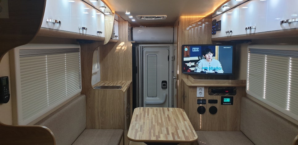 울산캠핑카에어컨 DC에어컨 천장형, 캐리어에어컨 설치