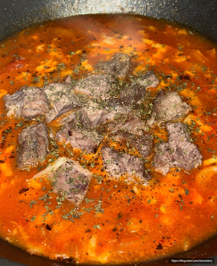  장안동 소고기 맛집 김씨네한우 선물세트 토마토 비프스튜