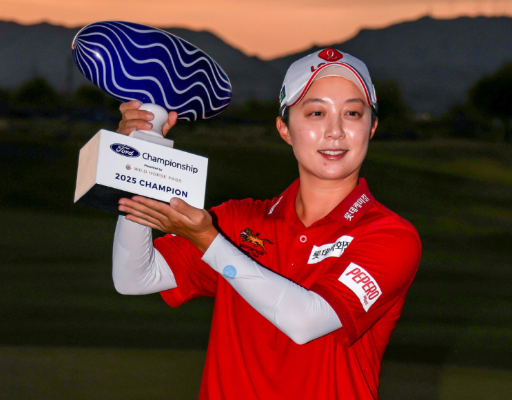 <b>김효주</b>, LPGA 2025 포드 <b>챔피언십</b> 우승! 연장 접전 끝 짜릿한... 