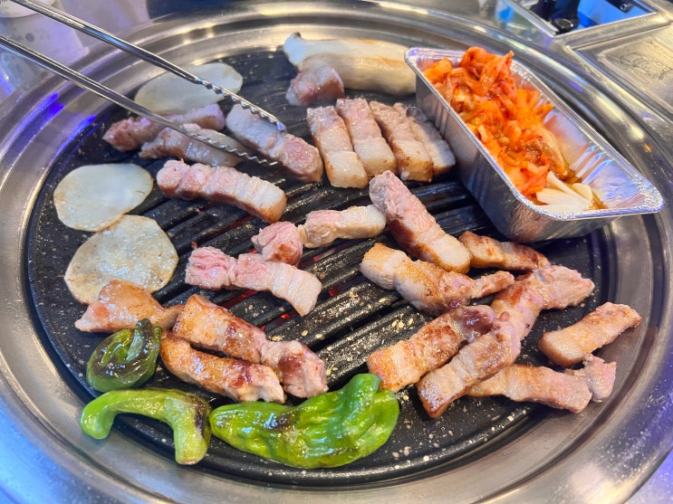  감성이 넘치는 경희대 앞 숙성고기 맛집 <회기돈>(한근삼겹)