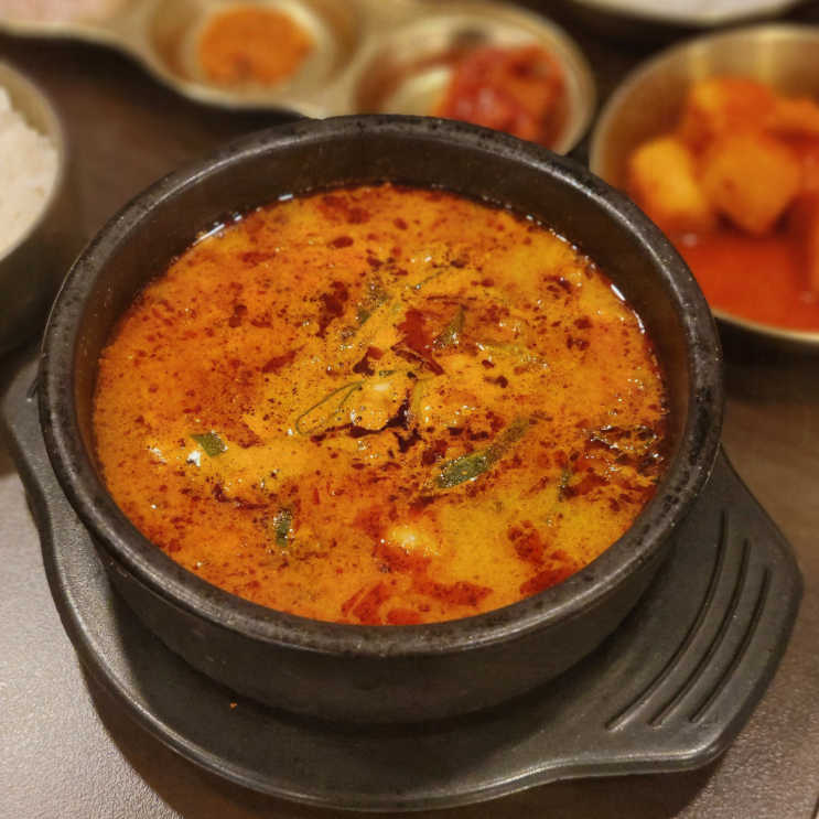  [정남옥 노량진점] 깊고 칼칼한 순대국으로 추천하는 동작구청맛집!