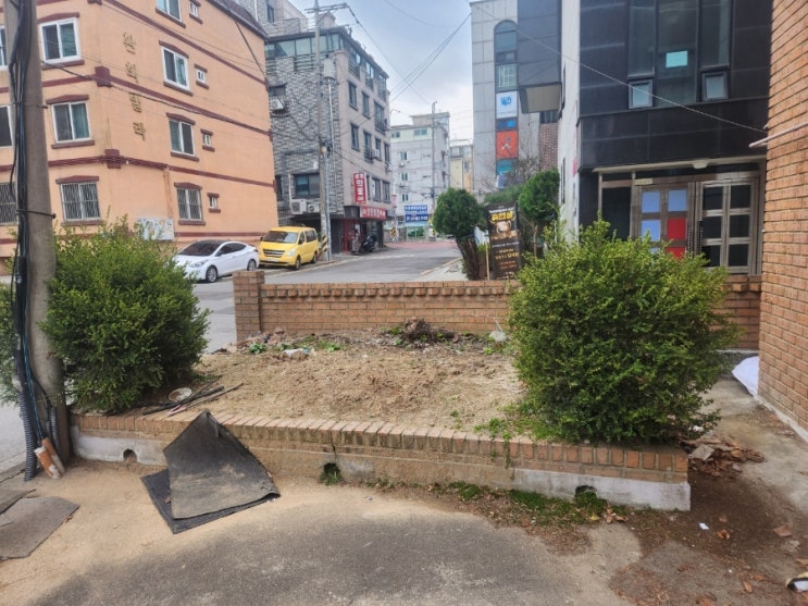  이천미니포크레인 주차장확장을 위한 《화단철거》폐기물상차 반나절작업!(허니중기)