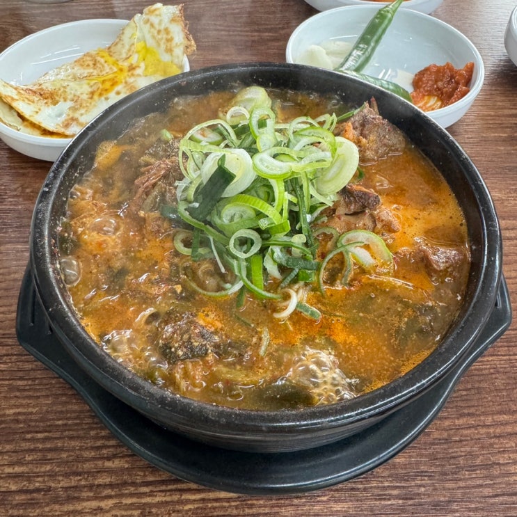  안산 고잔역 근처 24시 감자탕 맛집, ‘호수동 감자탕’ 가마솥밥이 서비스, 계란후라이 무제한