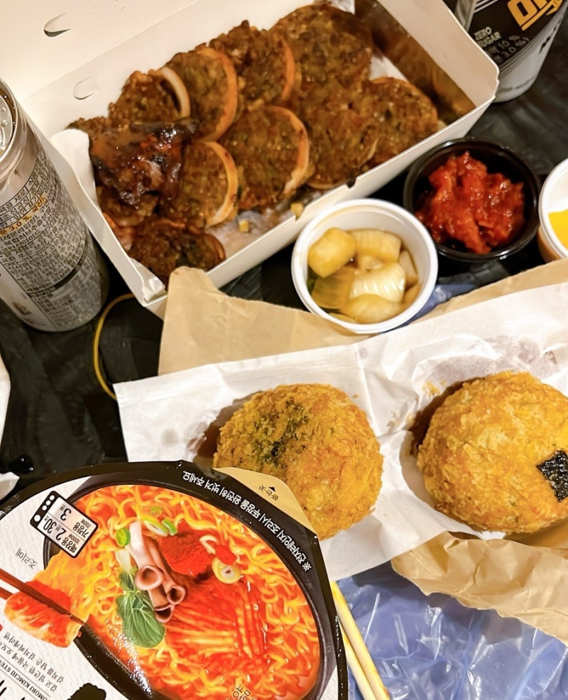 강릉 가서 여기 안 먹고 오면 아쉬워요｜중앙시장 오징어순대부터 어묵고로케까지 강릉맛집....