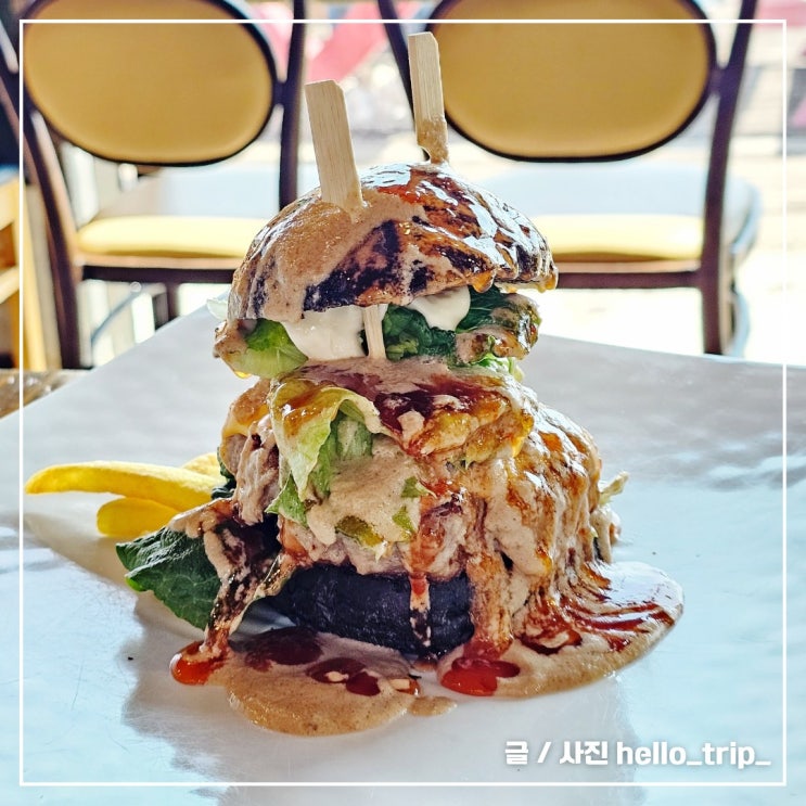  섭지코지 맛집 몰마농 해물라면과 화산버거 맛보다