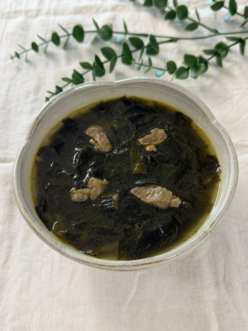 소고기 미역국 맛있게 끓이는 법 쇠고기 미역국 레시피 부드럽고 깊은 맛 내는 노하우 조리 ....