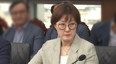 "국감 피하기?" 30년 동지 <b>김현지</b>, 대체 누구길래 이재명이... 