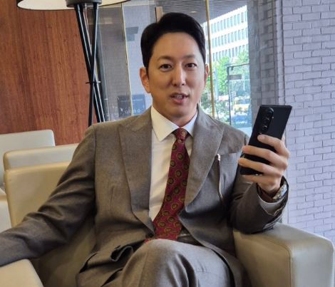 아나운서 <b>한석준 건강</b> 이상 고백 갑자기 쓰러져 피 흥건... 