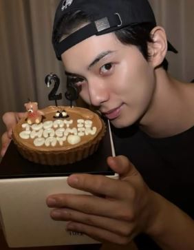<b>이채민 류다인</b> 공개 열애 케이크 커플링 럽스타그램 해명 총정리