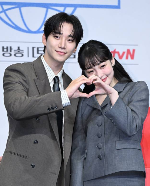 이준호, ‘<b>폭군의 셰프</b>’ <b>흥행</b> 이어갈까? tvN 새 드라마... 