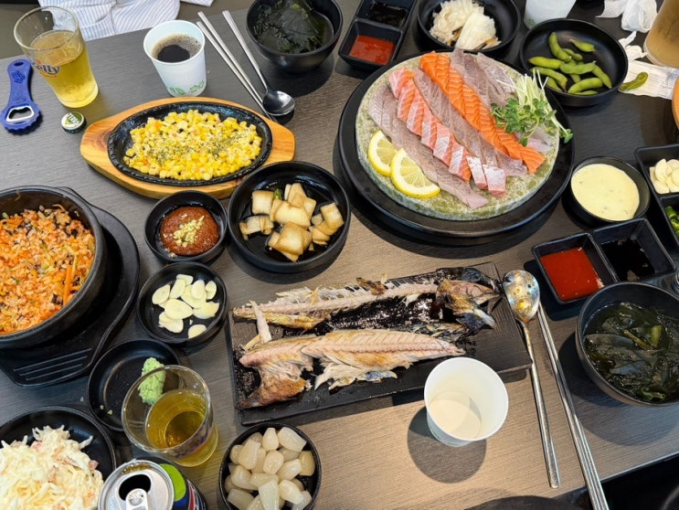  방이맛골 가성비 횟집 <청춘종합어시장 방이점> 야장분위기: 연어 우럭 산낙지 내돈내산
