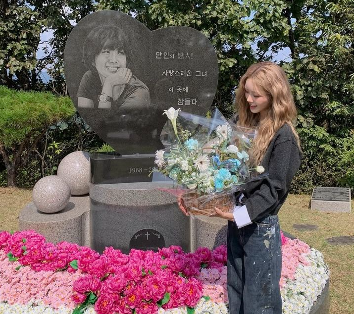 <b>최준희</b>, 母 <b>최진실 17주기</b> 추모, 사랑을 남기고 가다~