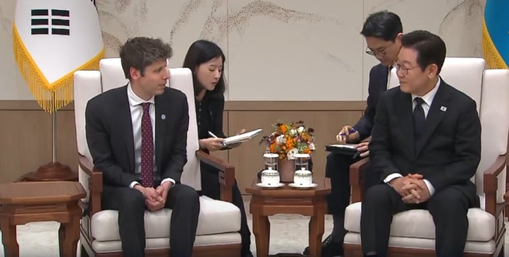 대통령·<b>최태원</b>·이재용 회장과 연쇄 회동…<b>AI 협력</b> 강화 '광폭... 