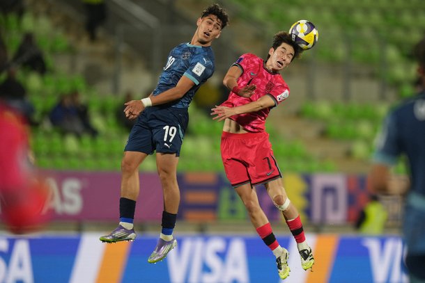 <b>퇴장</b>에도 무승부' 답답한 한국 U-20 축구… <b>파라과이</b>와 0-0 [U... 