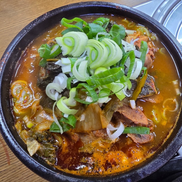  부평 숨은맛집 발견! 돌솥밥 주는 장안국밥