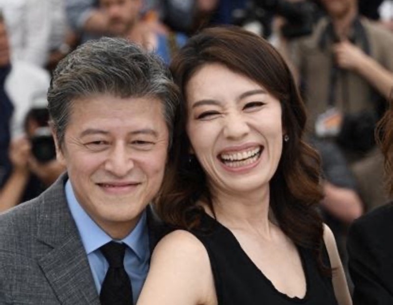 부부였다고… 30년차 배우 권해효 조윤희 숨겨진 인연과 깊은 발자취
