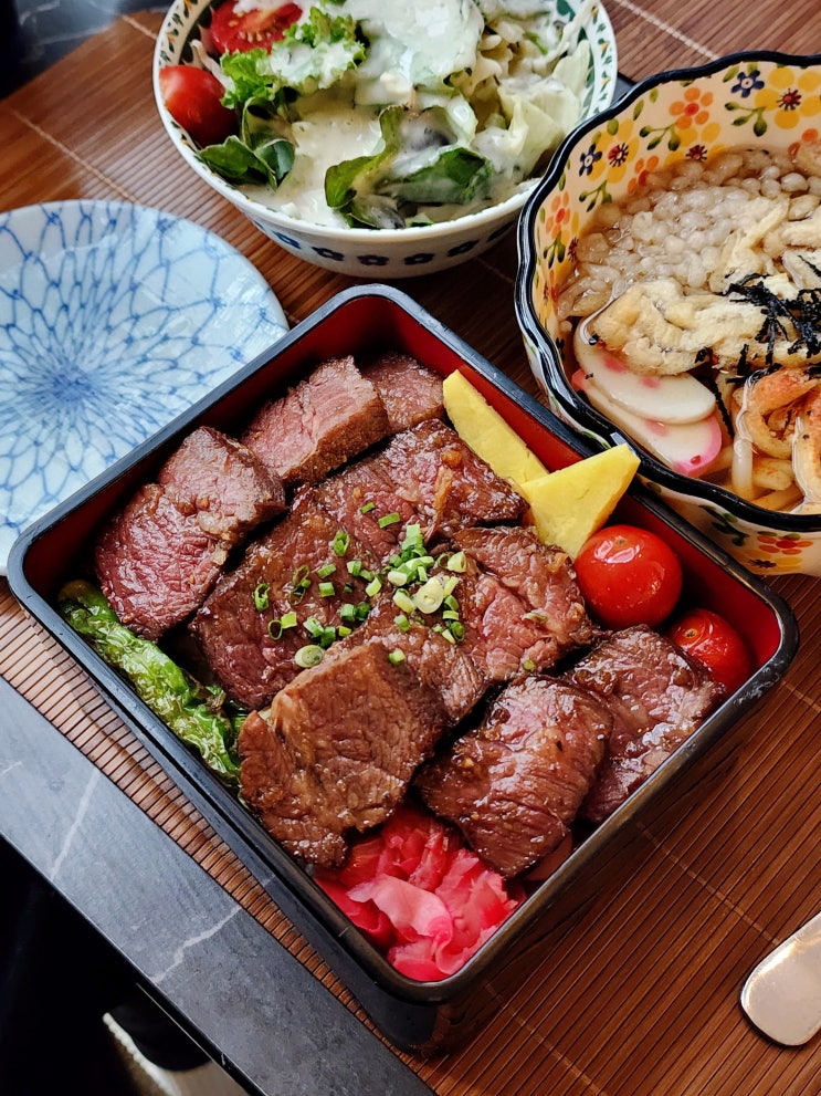  홍대일식 맛집 벤또와 덮밥이 훌륭한 테즈쿠리