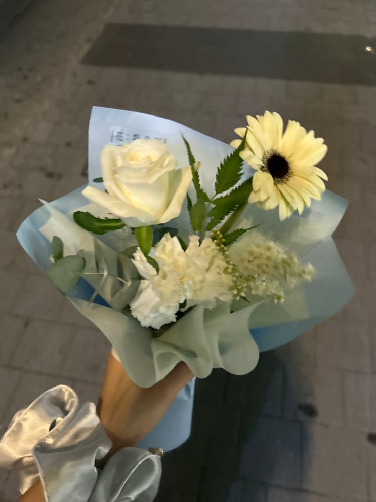  서면시장 가성비 꽃집 ‘화요일’ 꽃다발 구매 후기