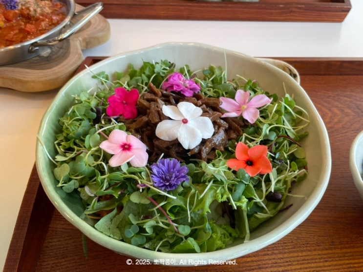  부산 기장브런치카페 루아 장안사 근처 꽃파스타 꽃비빔밥 맛집