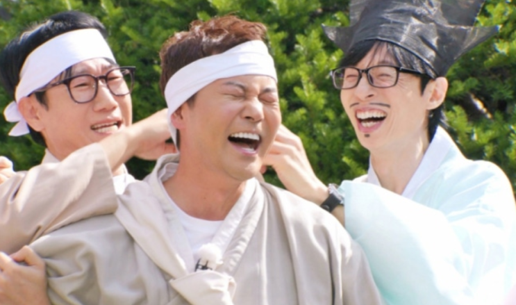 방송인 <b>전현무</b> 12년 만에 <b>런닝맨 출연</b>
