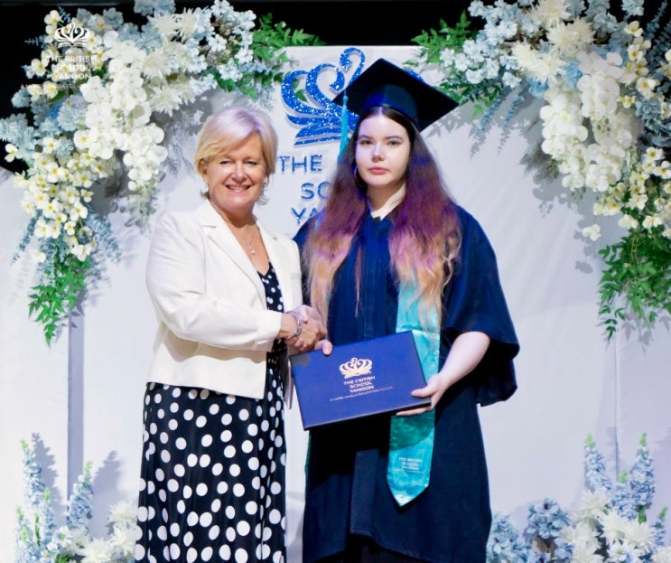  양곤 고등학교 A 레벨 과정과 Class of 2025 졸업식, 미래로 나아가는 힘