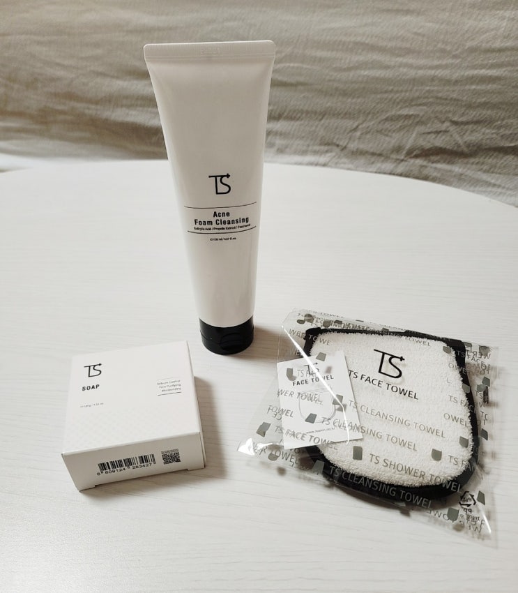  TS 여드름&클렌징 3-SET 솝 + 아크네 클렌징폼 + 페이스타올 성인여드름 TS 아크네 폼 클렌징 후기