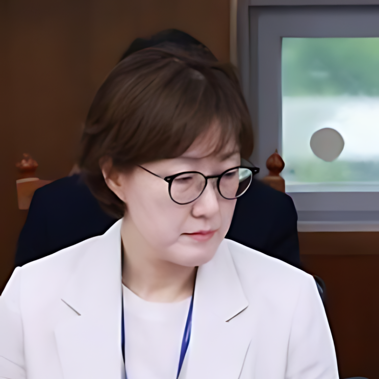 <b>김현지</b> 총무비서관 프로필 공개 안 되는 이유, 논란 정리