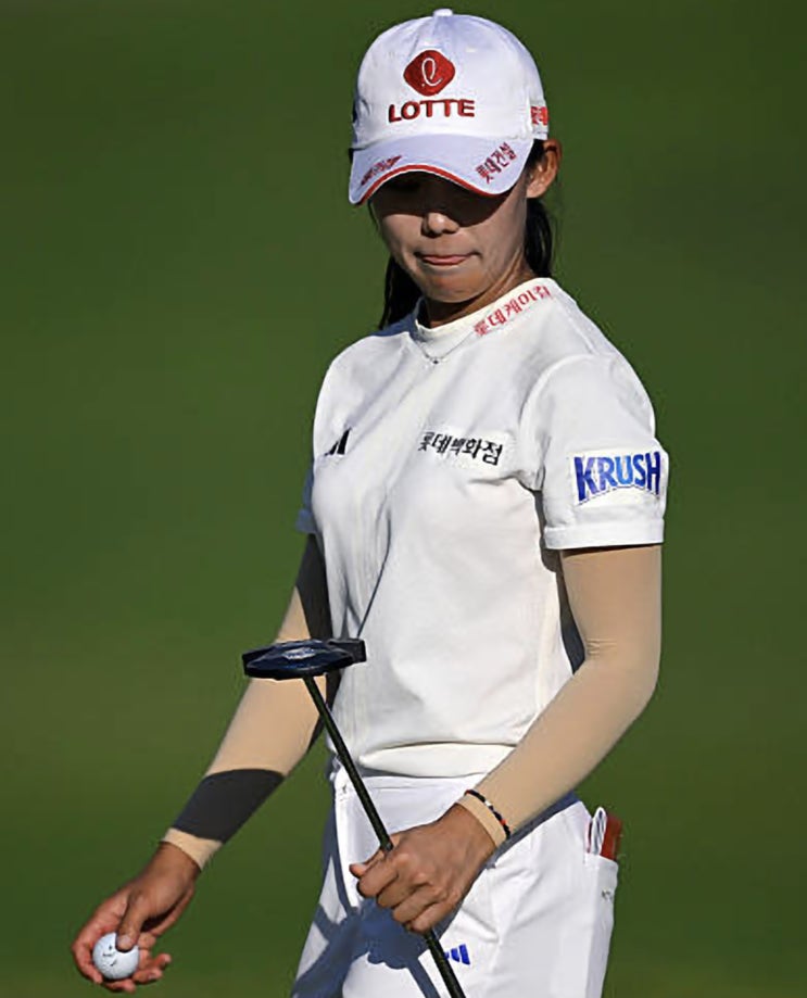 *<b>황유민</b> 3타차 단독<b>선두</b>... LPGA 투어  "<b>롯데 챔피언십</b>"-2라운드*