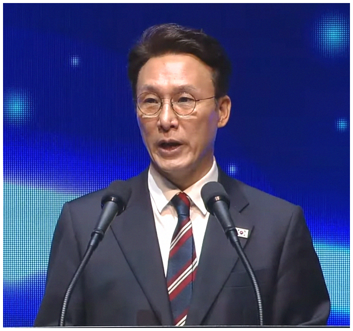 <b>김민석 총리</b> 개천절 경축사 전문(PDF첨부) 제4357주년 개천절... 