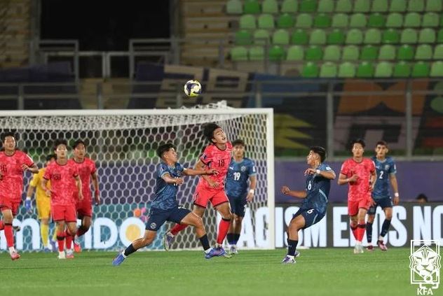 日 2연승, 한국 축구 벼랑 끝 '<b>16강</b> 좌절 위기'